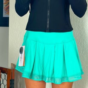 Womens active tennis skirt